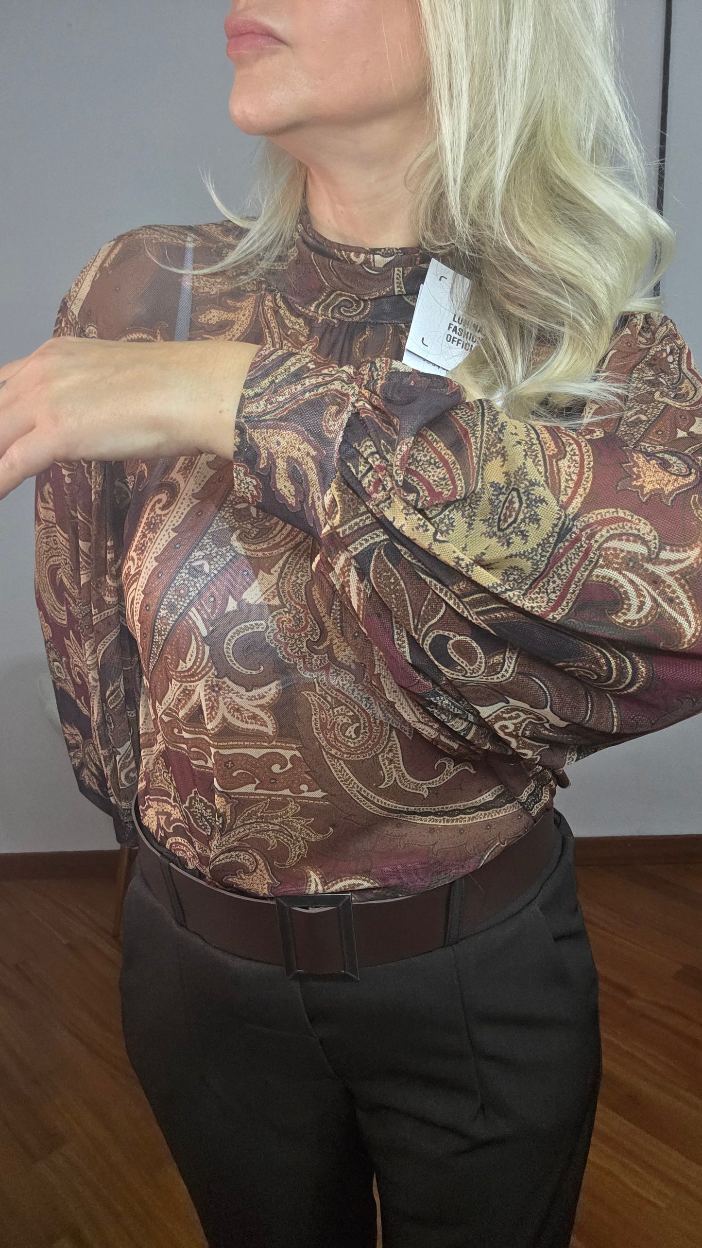 Blusa Paisley Lumina